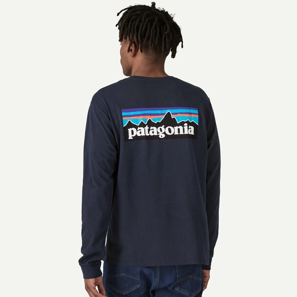 Men's Patagonia Long-Sleeved P-6 Logo Responsibili-Tee - Picture 4 of 9